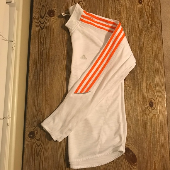adidas Tops - 🏃🏻‍♀️Adidas quarter zip pullover